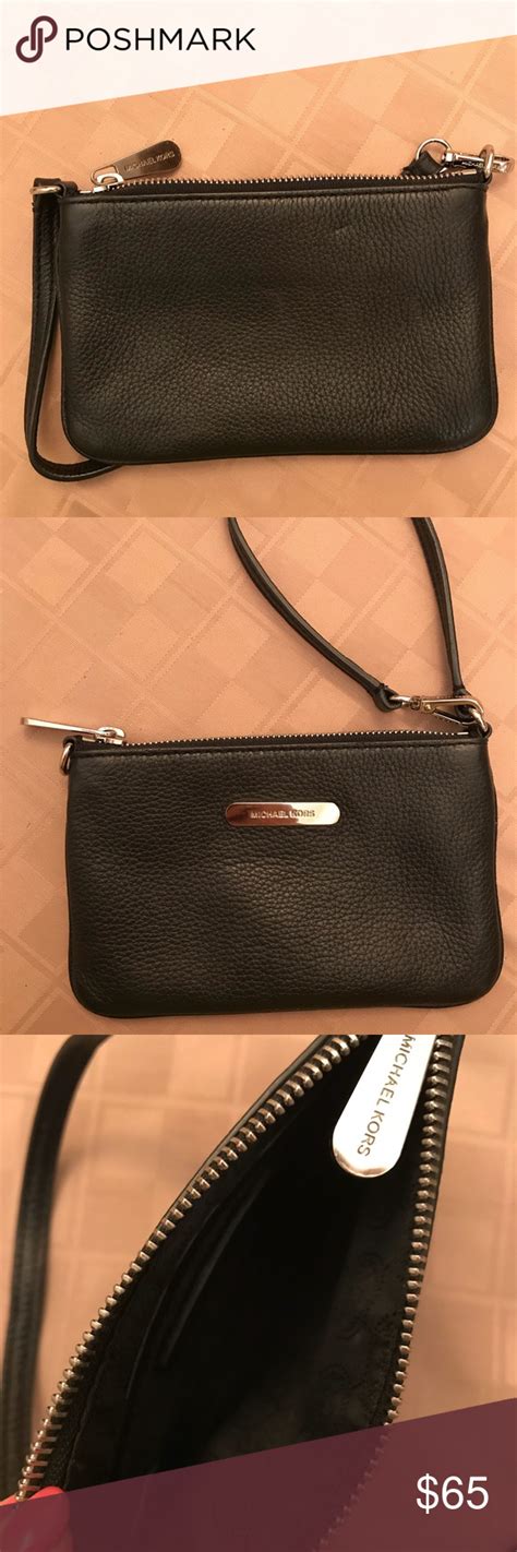 zwarte michael kors clutch|michael kors black wristlets.